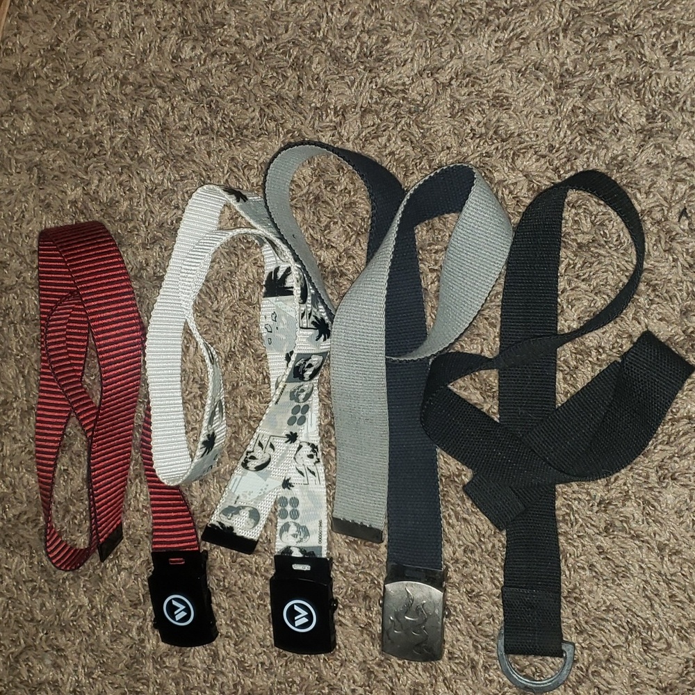 4 Boys M/L Shaun White canvas sizable skater Belts